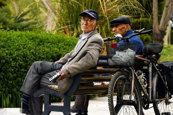 چگونه بیمه فرزندان بازنشستگان لشکری را تمدید کنیم؟