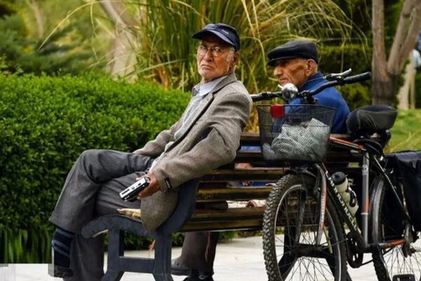 مشمولان وام 60 میلیونی کدام دسته از بازنشستگان هستند ؟!