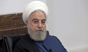 دختر و داماد حسن روحانی در صف رای‌گیری + عکس