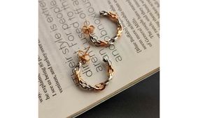 معرفی گوشواره‌های طلا برای صورت‌های بیضی شکل