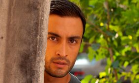 چهره دوست‌داشتنی امیر جدیدی در کنار خانواده در کودکی + عکس دیده‌نشده