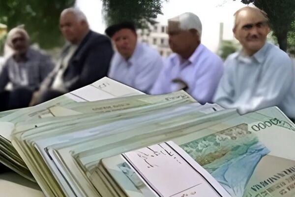 پشت پرده عجیب سوخت پول بازنشستگان در بانک آینده!