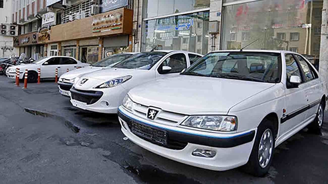 کاهش قیمت 30 میلیونی برخی محصولات ایران خودرو + جدول