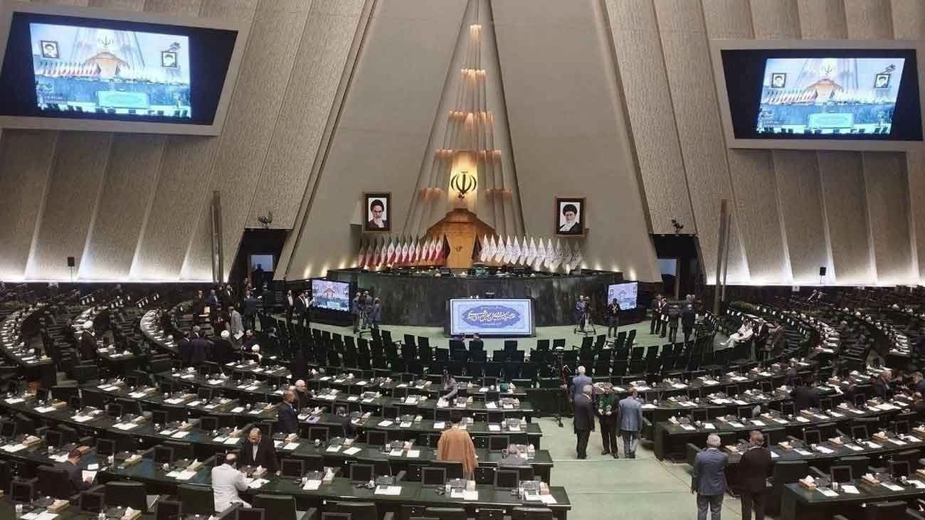 رونمایی مجلس از طرح افزایش حقوق کارگران