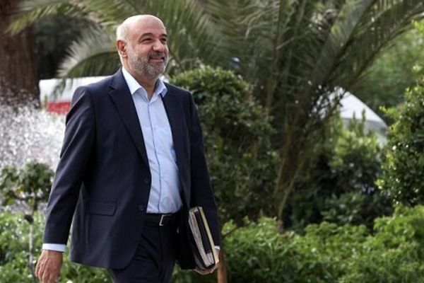  طرح استیضاح وزیر کالابرگ‌ها روی میز کمیسیون اجتماعی 