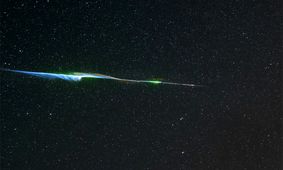 درخشش یک شهاب می‌شوند؟