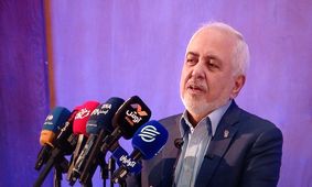 ظریف: ما نمی‌توانیم برای ۵۰۰ سال آینده، هخامنشی شویم