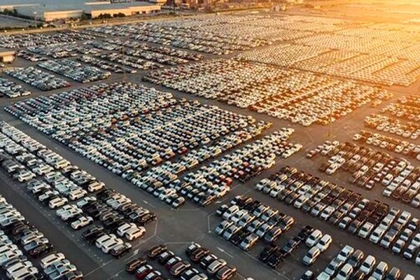 قیمت خودرو امروز پنجشنبه 7 اسفند 1404  + جدول