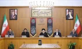 نماینده مجلس:  دولت رئیسی ضعیف تر از آن است که بتواند کاری برای اقتصاد بکند
