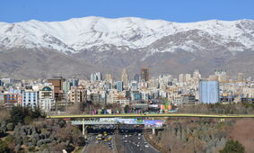 فعلا کسی بالای شهر خانه نمی‌خرد