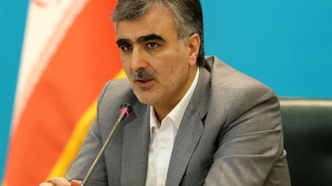 بانکها به نرخ سود مصوب سپردههای بانکی پایبند باشند/ برخورد با متخلفین با سخت ترین شرایط