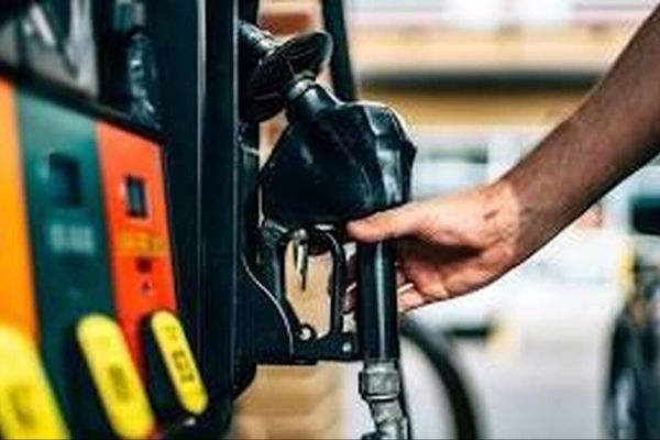 خبر فوری: دولت سهمیه سوخت این افراد را افزایش داد!