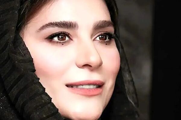خونه باکلاس سحر دولتشاهی! ترکیب معماری باروک و عتیقه‌های ناب