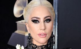 لیدی گاگا با شگفتی در جوایز ام‌تی‌وی هنرمند سال شد!