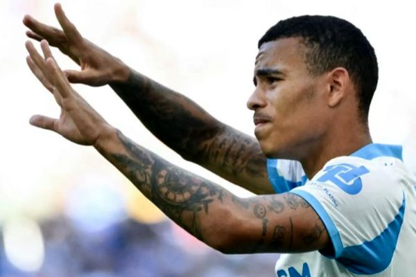 آغاز فوق‌العاده ستاره سابق منچستریونایتد در فوتبال فرانسه!