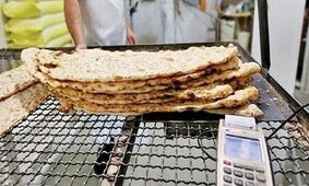 مردم نان هم کمتر می خورند ؟ / دلیل کاهش هزاران تنی مصرف آرد در ایران