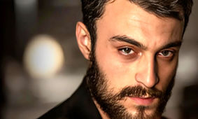 اولین عکس از خواهر خیلی زیبا بازیگر افغانی سریال زخم کاری ! / مرتضی رونمایی کرد