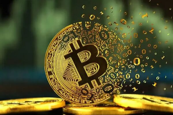 بیت‌کوین اوج گرفت؛ نقش کاهش نرخ بهره آمریکا چه بود؟