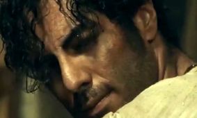 رونمایی گلاره عباسی از سورپرایز بزرگ «بامداد خمار» +فیلم