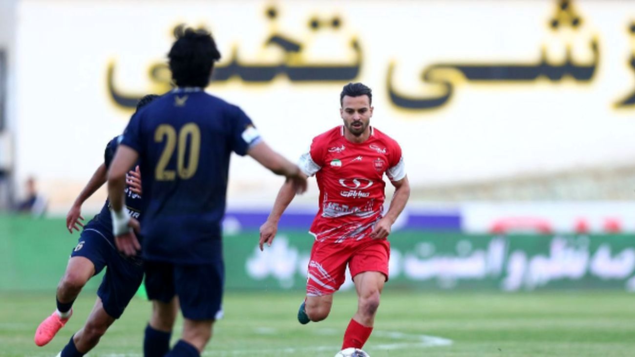 حاشیهسازی در یزد/ لوگوی پرسپولیس باعث دردسر شد! +عکس
