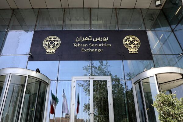 بازار سرمایه بی‌تفاوت به افت نرخ بهره