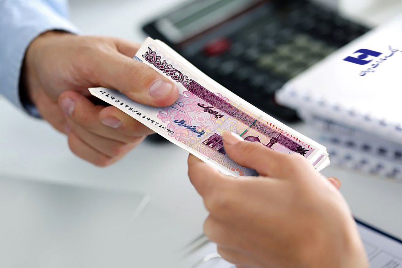 بریز و بپاش یک بانک برای کارمندان خود + جزییات
