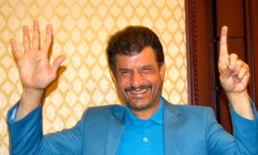 شوکه نشوید، این پیرمرد واقعا خود محمود شهریاری است + عکس