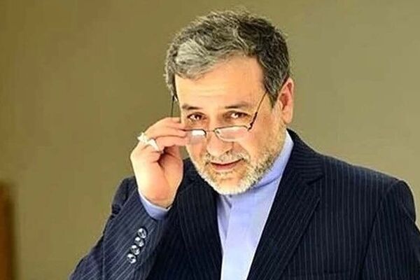 عراقچی  خطاب به ترامپ: نمی‌توانی هم رئیس‌جمهور صلح باش، هم رئیس‌جمهور جنگ