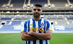 این عکس مهدی طارمی همه را شوکه کرد / دختر پرتغالی عاشق آقای فوتبالیست است !