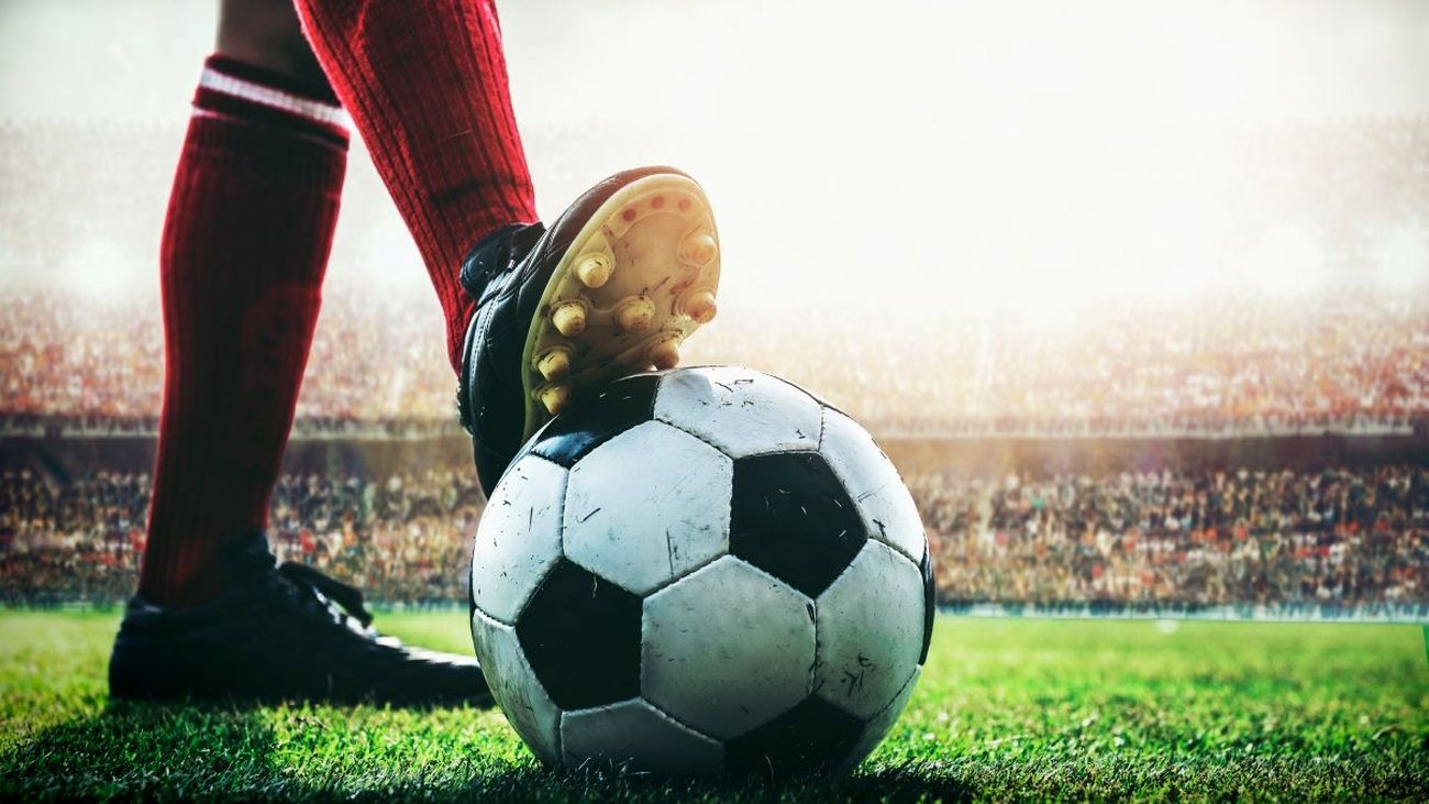 امان از مدیر برنامهی حقهباز! / عربستان رونالدو را میآورد ما مهاجم آفریقایی پولخور!