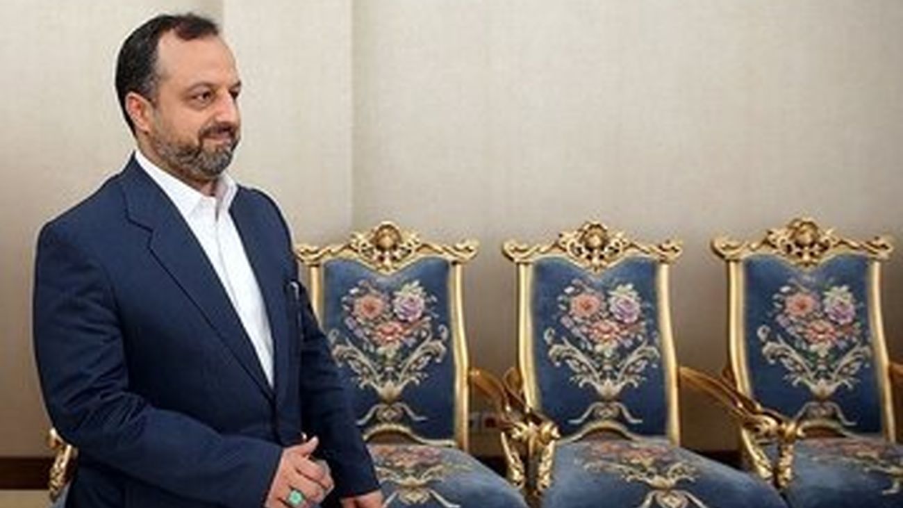ادعای عجیب وزیر اقتصاد درباره وضع مالی خانوار/ فاصله درآمدی فقرا با ثروتمندان کم شد