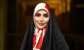 ژست‌های خاص مژده لواسانی در جشن امضای کتاب +فیلم