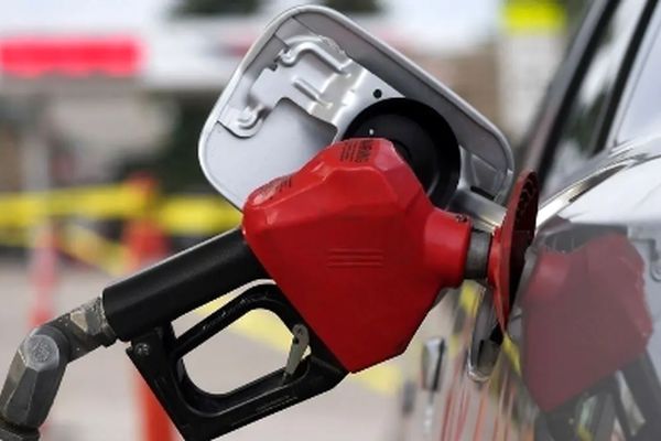 جزئیات جدید سهمیه بنزین فروردین 1404 منتشر شد