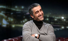 عکس سانسوری از خواهر پژمان جمشیدی / مامک آبروی برادرش را برد !