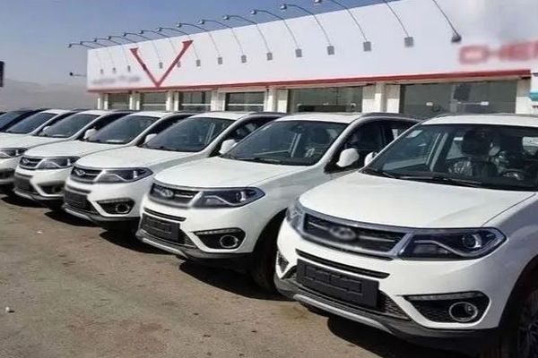 جدیدترین جدول قیمت خودروهای لوکس مدیران خودرو