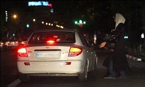 عکس های بی شرمانه از دختر های اجاره ای در اتاق خواب / اینجا فاحشه خانه است !