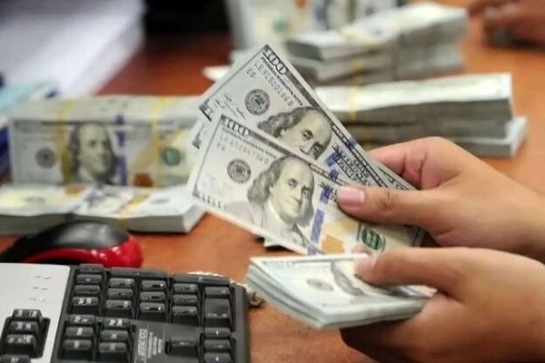 کالاهای وارداتی چند میلیارد دلار ارز گرفتند؟