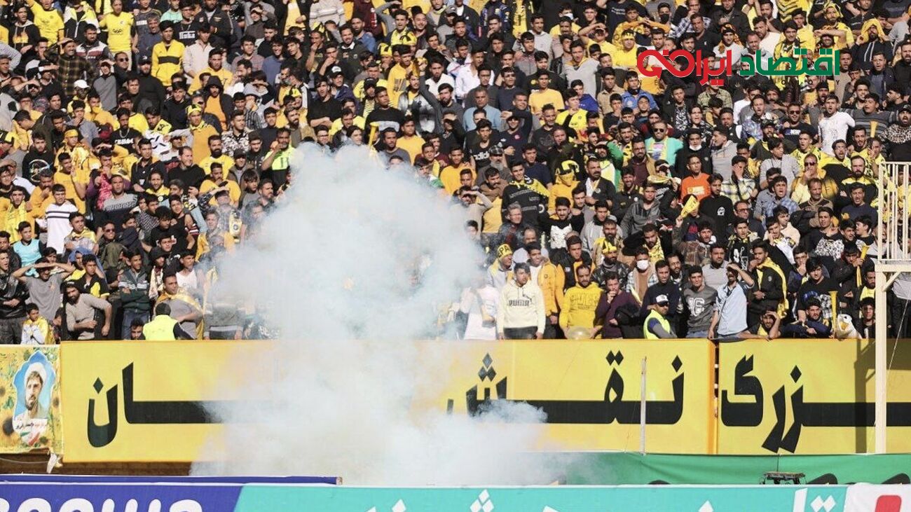 سپاهان رَکَب پرسپولیس را به استقلال زد/ستاره آبیها در راه اصفهان