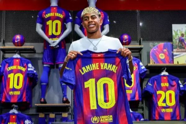 فهرست گران‌ترین پیراهن‌های دنیا به همراه یک سورپرایز جذاب!