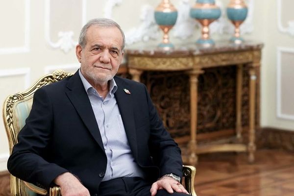 پزشکیان: این چه مذاکره‌ای است که ما باید به تعهدات پایبند باشیم و آن‌ها پایبند نباشند + فیلم