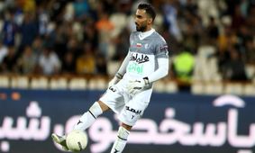 دروازه‌بان پیشین استقلال در آستانه پیوستن به لیگ آذربایجان