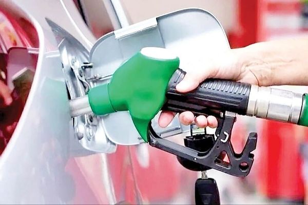 خبر فوری: آغاز مرحله دوم عرضه بنزین سوپر؛ قیمت پر سروصدا و زمان عرضه مشخص شد!