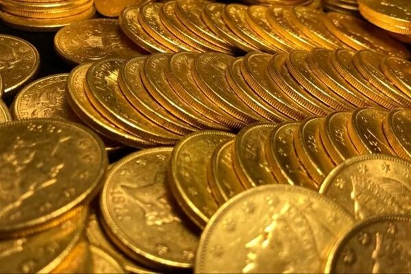 قیمت طلای ۱۸ عیار امروز ۲۳ آذر ۱۴۰۴ / سکه امامی چند؟