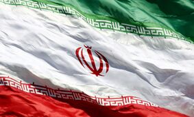 پیش بینی ترسناک درباره آینده اقتصاد ایران / مردم دلواپس و چشم انتظار !