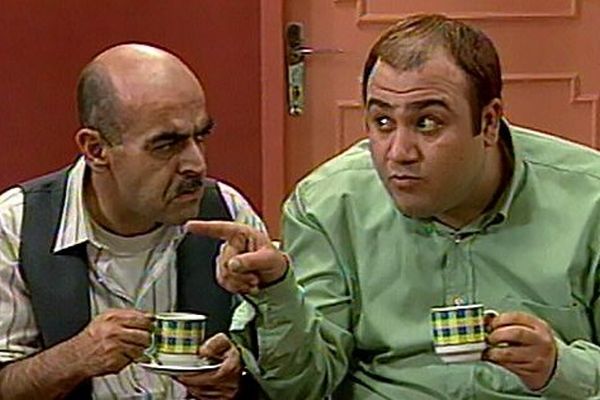 سورپرایز دکوراسیون خیره‌کننده خانه مهران غفوریان؛ لوسترهای خاص، باغچه جذاب و اتاق مجلل دخترش! + ویدیو