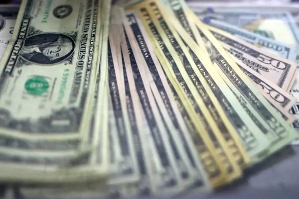 قیمت دلار امروز یکشنبه 26 بهمن ۱۴۰۴