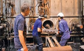 کارگران و کارفرمایان دو قشری که باهم ضرر کردند