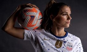 ما ۵ مادر جذاب در تیم ملی فوتبال هستیم !