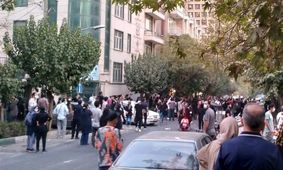 عادی‌سازی خیابان/چرا نمایش توده‌ای به کار سیاست نمی‌آید؟