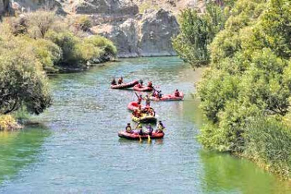 نمایش عرق به وطن با مشارکت در مسابقه برترین شهرهای گردشگری دنیا